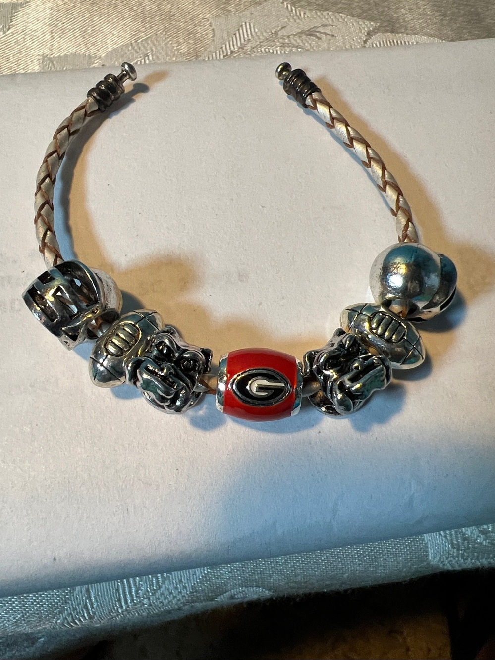 Georgia Bulldogs Set of 7 Bracelet Charms - Picture 4 of 4